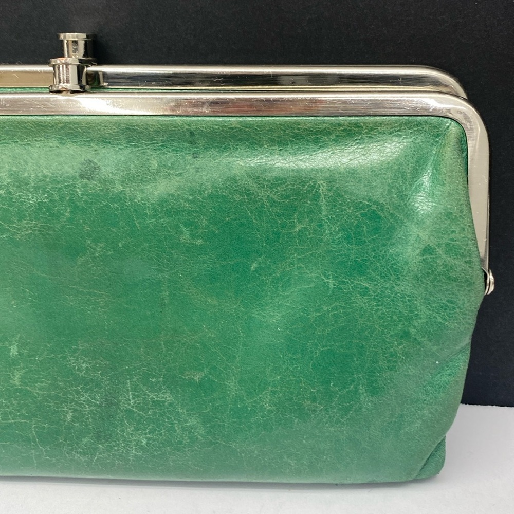 HOBO Lauren Green Bifold Leather Wallet - Picture 4 of 17